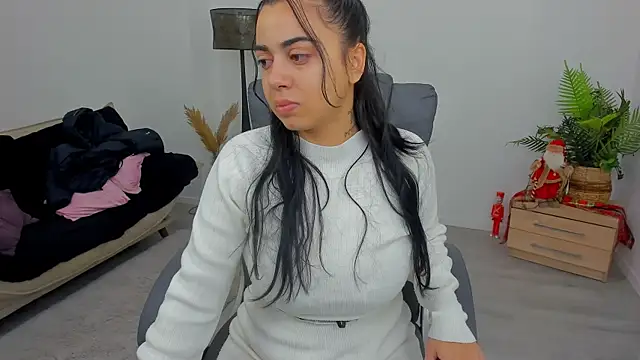 Carla Devon online show from 15, 12, 2025