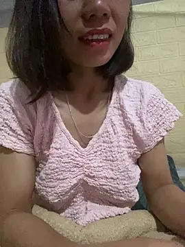 Snapshot of Trangbabylove chatting on 2, 7, 2026 Trangbabylove online show from 2, 7, 2026