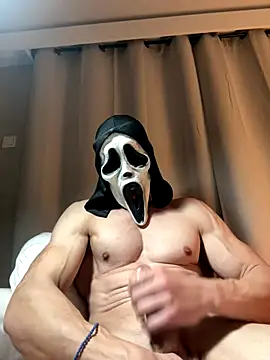 Snapshot of Luna_MaskedMan chatting on 20, 12, 2025 Luna MaskedMan online show from 20, 12, 2025