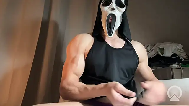 Snapshot of Luna_MaskedMan chatting on 8, 1, 2026 Luna MaskedMan online show from 8, 1, 2026