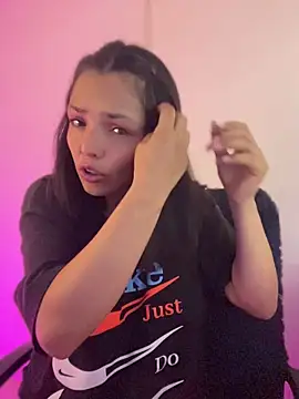 LaraDanverss online show from 6, 5, 2026