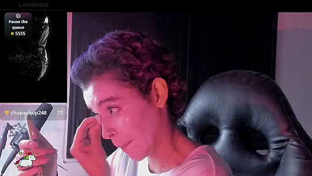 Anny Kiitty online show from 18, 2, 2026