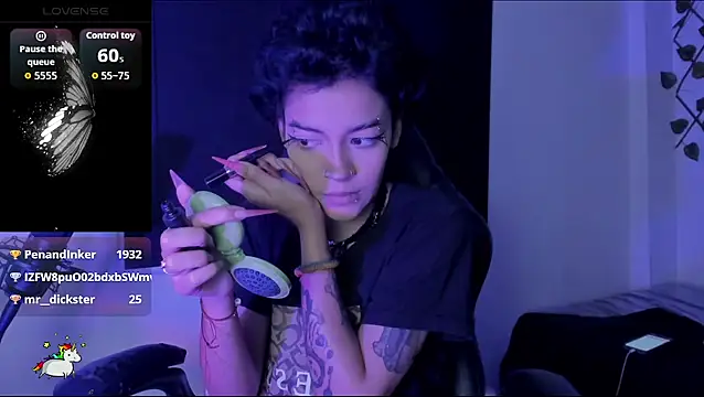 Anny Kiitty online show from 4, 4, 2026