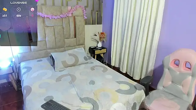 Snapshot of anisha_zambrano chatting on 20, 11, 2025 anisha zambrano online show from 20, 11, 2025