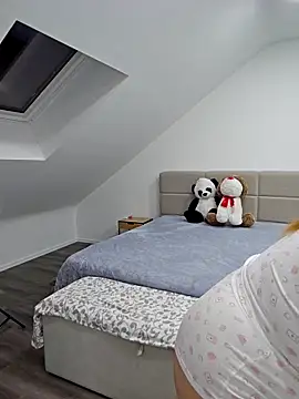 Nina4Velour online show from 3, 12, 2025