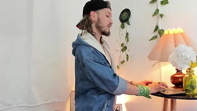 AngelDamianArt online show from 9, 2, 2026