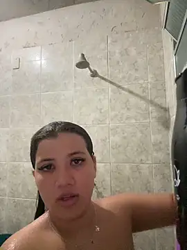 Snapshot of Larissa_xxe chatting on 23, 12, 2025 Larissa xxe online show from 23, 12, 2025