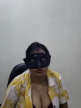 Snapshot of Cute-richa1 chatting on 19, 2, 2026 Cute-richa1 online show from 19, 2, 2026