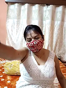 Snapshot of Cute-richa1 chatting on 23, 2, 2026 Cute-richa1 online show from 23, 2, 2026