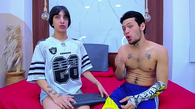 Loversinfire2 online show from 23, 5, 2026