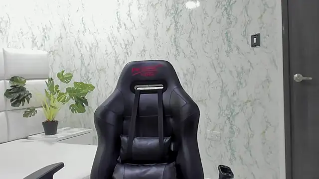 Nataly-Blonde online show from 19, 12, 2025