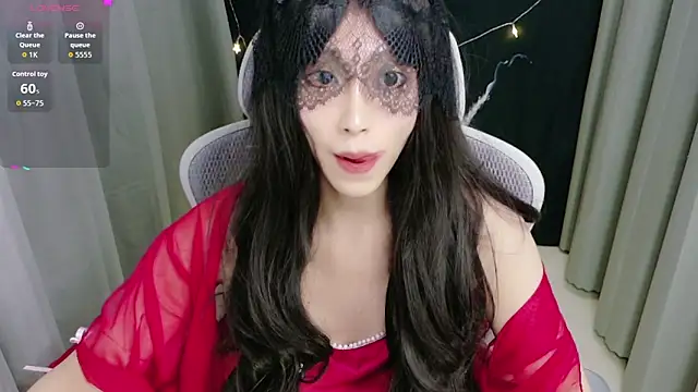 Snapshot of Lulu_QAQ chatting on 19, 11, 2025 Lulu QAQ online show from 19, 11, 2025