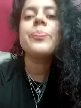 Lapeluda25 online show from 15, 12, 2025