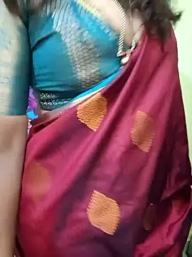 Snapshot of Premalatha_28 chatting on 9, 1, 2026 Premalatha 28 online show from 9, 1, 2026