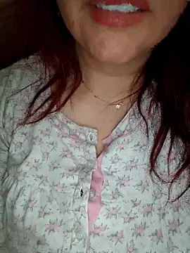 Snapshot of Virginass2000 chatting on 19, 11, 2025 Virginass2000 online show from 19, 11, 2025