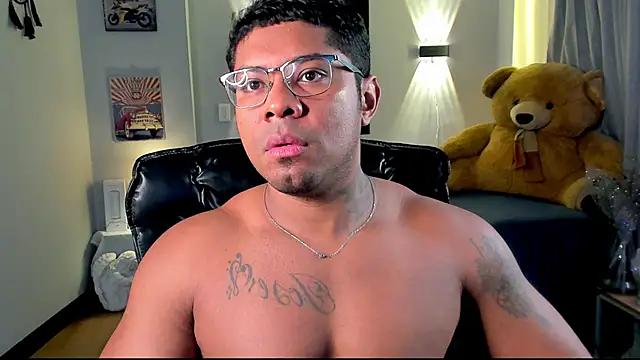 LEONHDZ online show from 4, 12, 2025