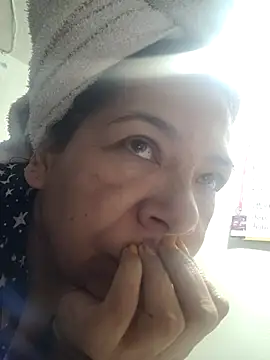 Snapshot of Scarlet_curly chatting on 26, 11, 2025 Scarlet curly online show from 26, 11, 2025