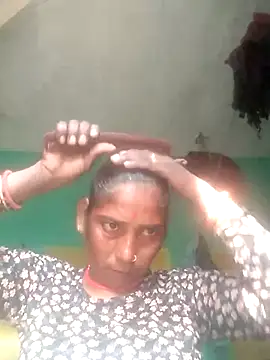 Snapshot of Xx_savita chatting on 23, 11, 2025 Xx savita online show from 23, 11, 2025