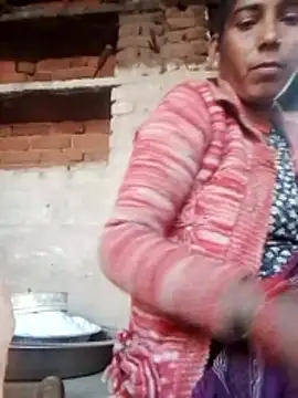 Snapshot of Xx_savita chatting on 23, 12, 2025 Xx savita online show from 23, 12, 2025