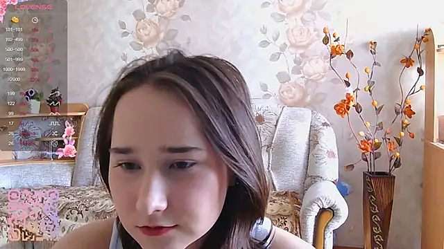 Snapshot of TianaMeiser chatting on 26, 4, 2026 TianaMeiser online show from 26, 4, 2026