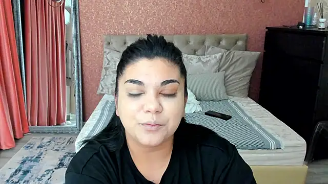 SpicyCarlaXX online show from 19, 5, 2026
