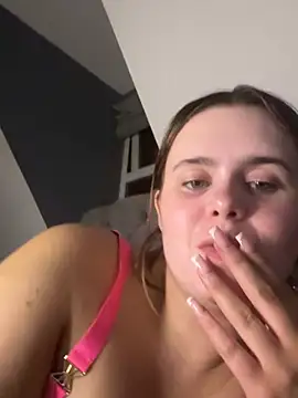 Blonde Bunny online show from 22, 2, 2026