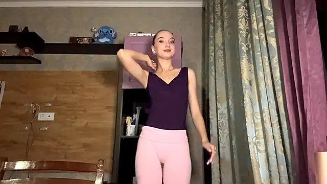 Snapshot of BrocadedEmulsion chatting on 21, 11, 2025 BrocadedEmulsion online show from 21, 11, 2025