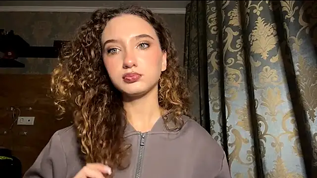 Snapshot of BrocadedEmulsion chatting on 1, 12, 2025 BrocadedEmulsion online show from 1, 12, 2025