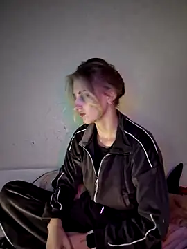 Snapshot of carolinakis_ chatting on 1, 12, 2025 carolinakis online show from 1, 12, 2025