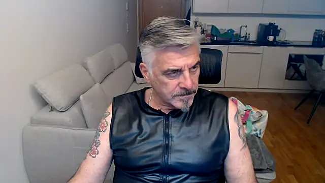 Buidapest online show from 18, 2, 2026