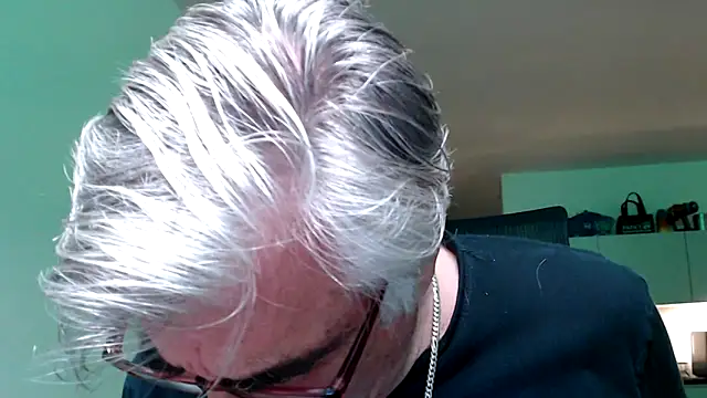 Buidapest online show from 16, 5, 2026