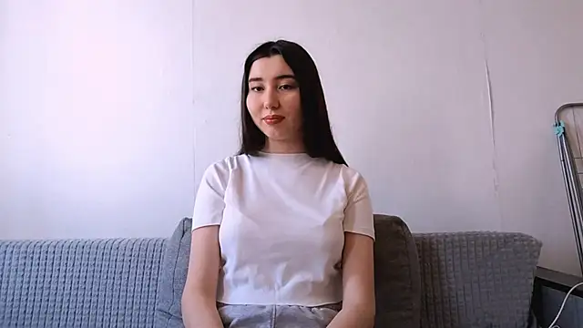 Snapshot of Alice_puff chatting on 26, 11, 2025 Alice puff online show from 26, 11, 2025