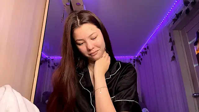 Snapshot of CutieSlim chatting on 10, 1, 2026 CutieSlim online show from 10, 1, 2026