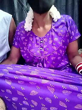 StrawberryCouples online show from 8, 1, 2026