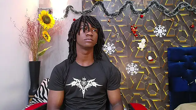 Snapshot of negga_cum chatting on 19, 11, 2025 negga cum online show from 19, 11, 2025