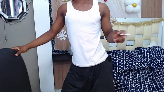 Snapshot of negga_cum chatting on 30, 11, 2025 negga cum online show from 30, 11, 2025