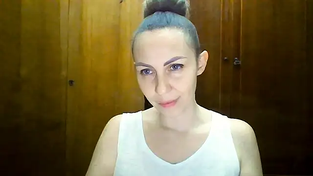 Sweet Girlxq online show from 4, 12, 2025