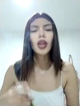 Snapshot of MarLuci6 chatting on 19, 11, 2025 MarLuci6 online show from 19, 11, 2025