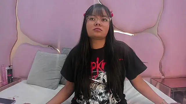 Snapshot of Aisha_Leenss chatting on 16, 1, 2026 Aisha Leenss online show from 16, 1, 2026