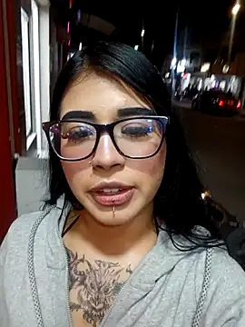 Snapshot of Dannii- chatting on 29, 11, 2025 Dannii- online show from 29, 11, 2025