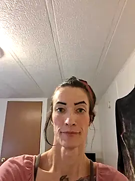 MaitressePomme3 online show from 18, 11, 2025