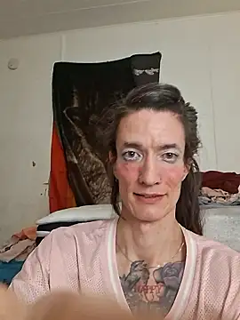 MaitressePomme3 online show from 18, 1, 2026