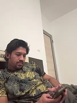 Jhonneeey online show from 17, 12, 2025