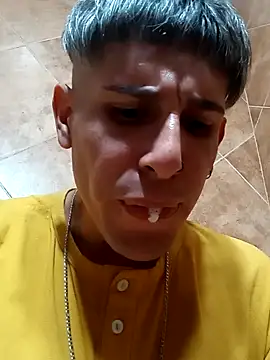 elpitoduro12Az online show from 18, 11, 2025