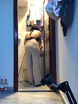 Yes-Baby-A online show from 21, 11, 2025