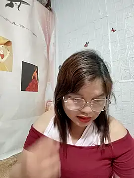 Snapshot of Cover-baa chatting on 28, 6, 2026 Cover-baa online show from 28, 6, 2026