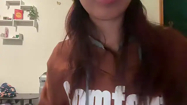 tinydaisy21 online show from 23, 12, 2025