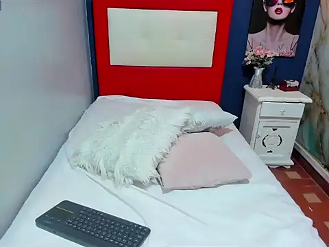 Snapshot of Xelena_Kiss chatting on 22, 11, 2025 Xelena Kiss online show from 22, 11, 2025