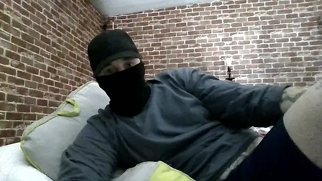 anonymous379222 online show from 7, 1, 2026