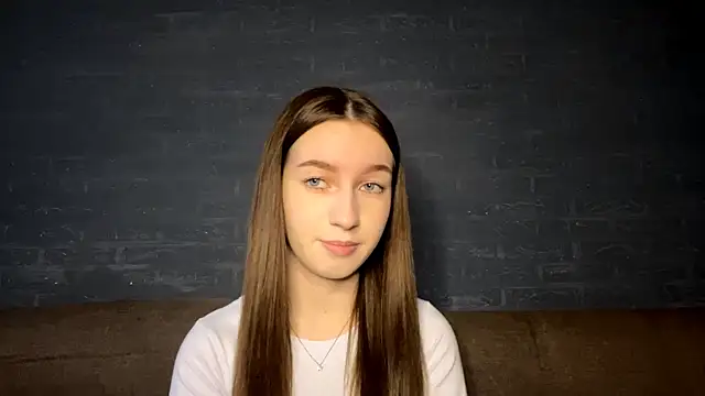 Snapshot of CindaWinn chatting on 23, 11, 2025 CindaWinn online show from 23, 11, 2025